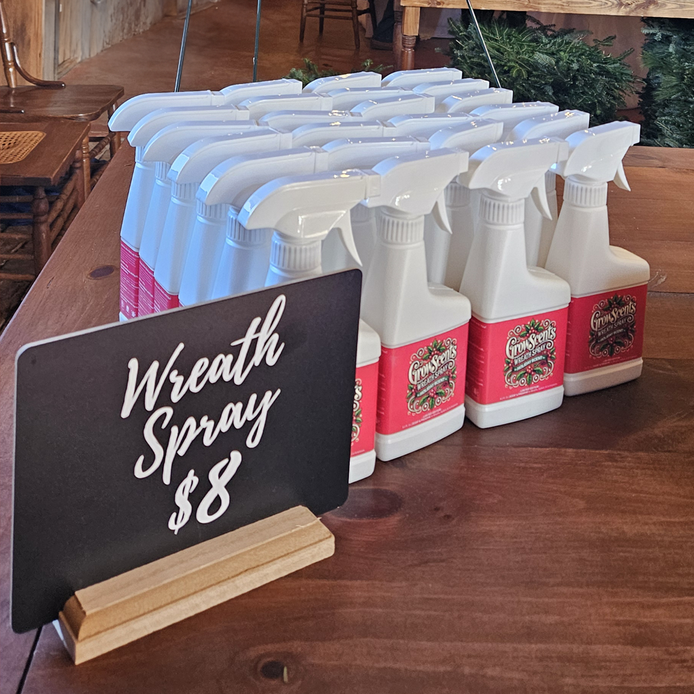 Holiday Glow Wreath Spray - Freshness and Festive Fragrance in Every Spritz!